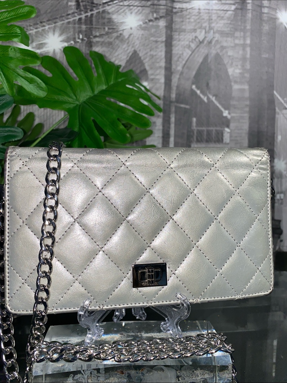 Authentic CHANEL 2.55 Quilted Matelasse Logo Lambskin Long Bifold Flap Wallet - Picture 5 of 17